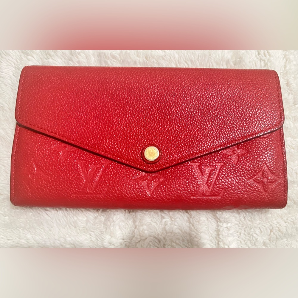 AUTHENTIC Louis Vuitton Empriente Sarah Long Wallet